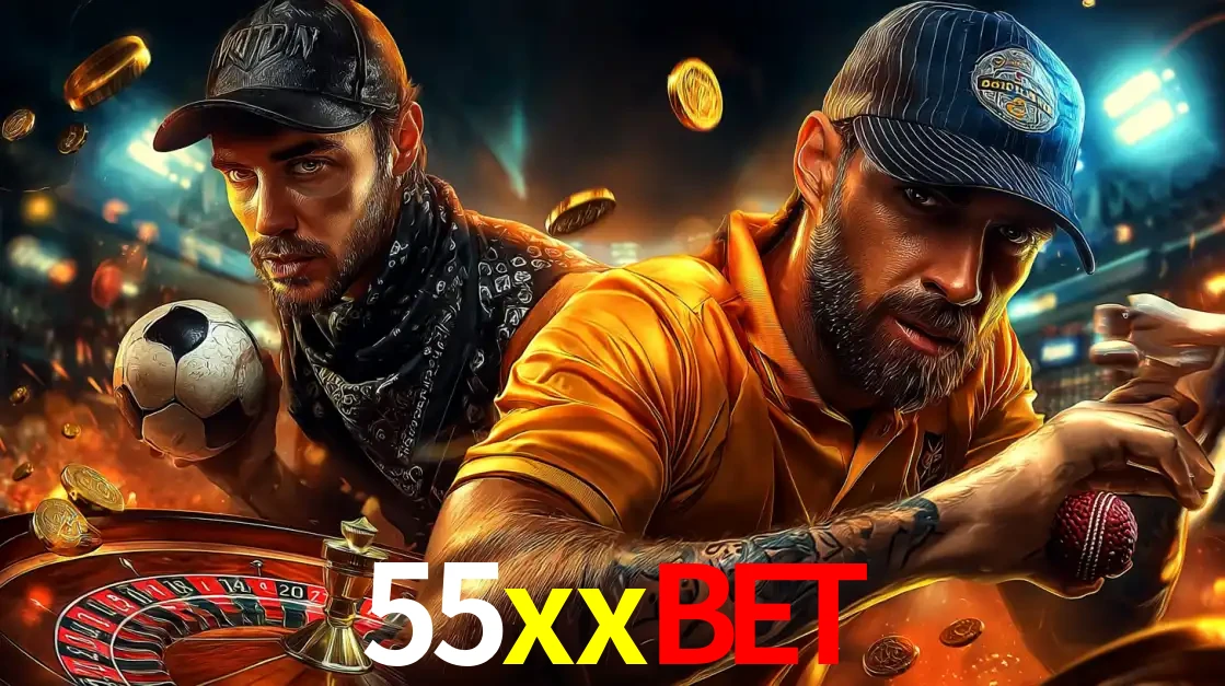 Montagem de apostas esportivas e cassino no 55xxbet, com um homem segurando uma bola de futebol e outro uma de beisebol sobre uma roleta e moedas voadoras.